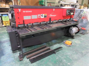 AMADA M-2045